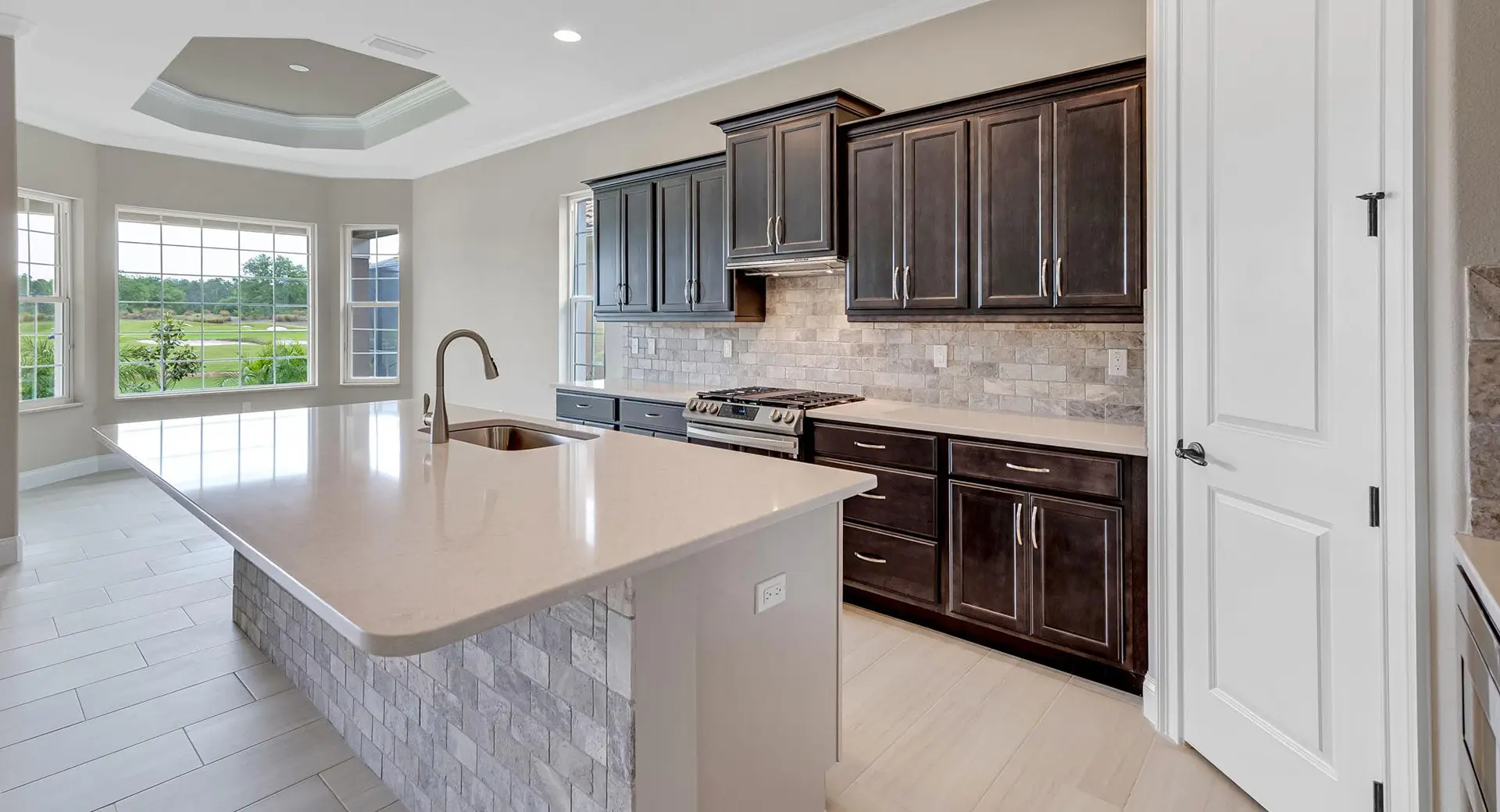 Bella Casa Cabinetry in Bellagio Homes Kitchen.